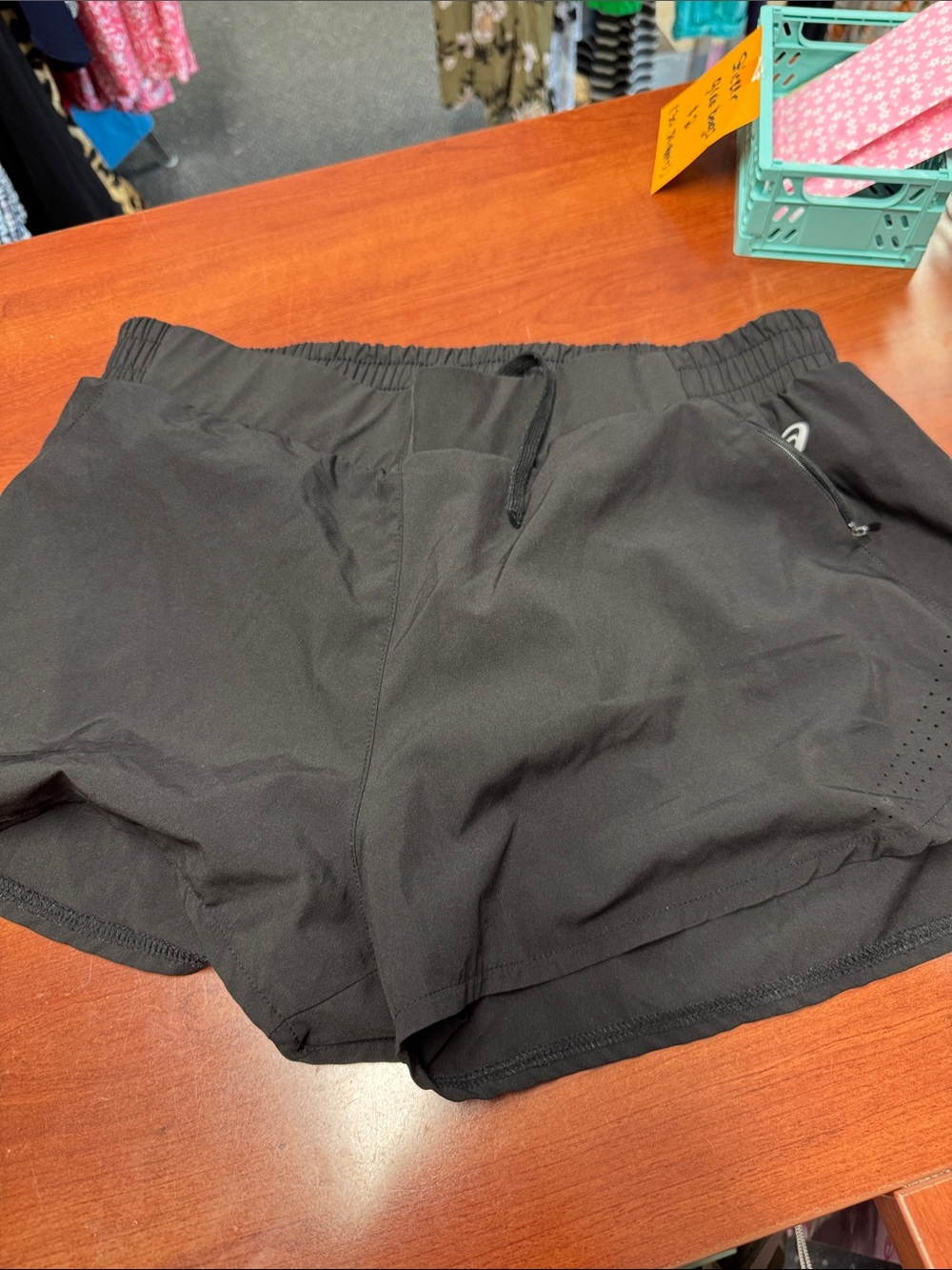 ASICS shorts L // 080257